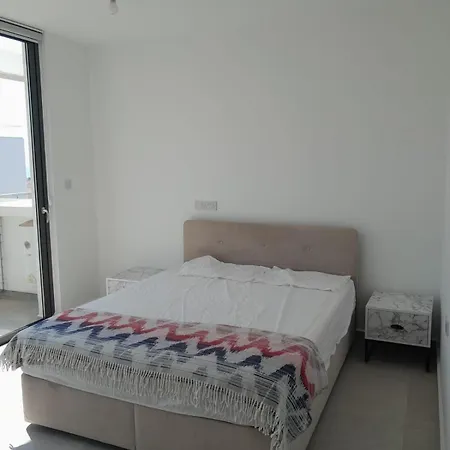 Penthouse 1 Bedroom Sleeps 4