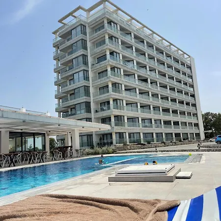 Apartment Penthouse 1 Bedroom Sleeps 4